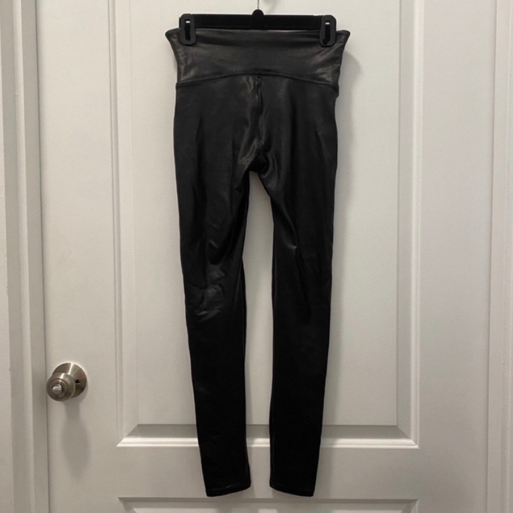 Spanx Faux Leather Leggings - Picture 5 of 5